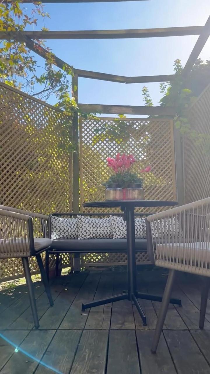 Ferienwohnung Schoenwaelder Mit Kleiner Terrasse Und Wall Box Buxtehude Eksteriør bilde