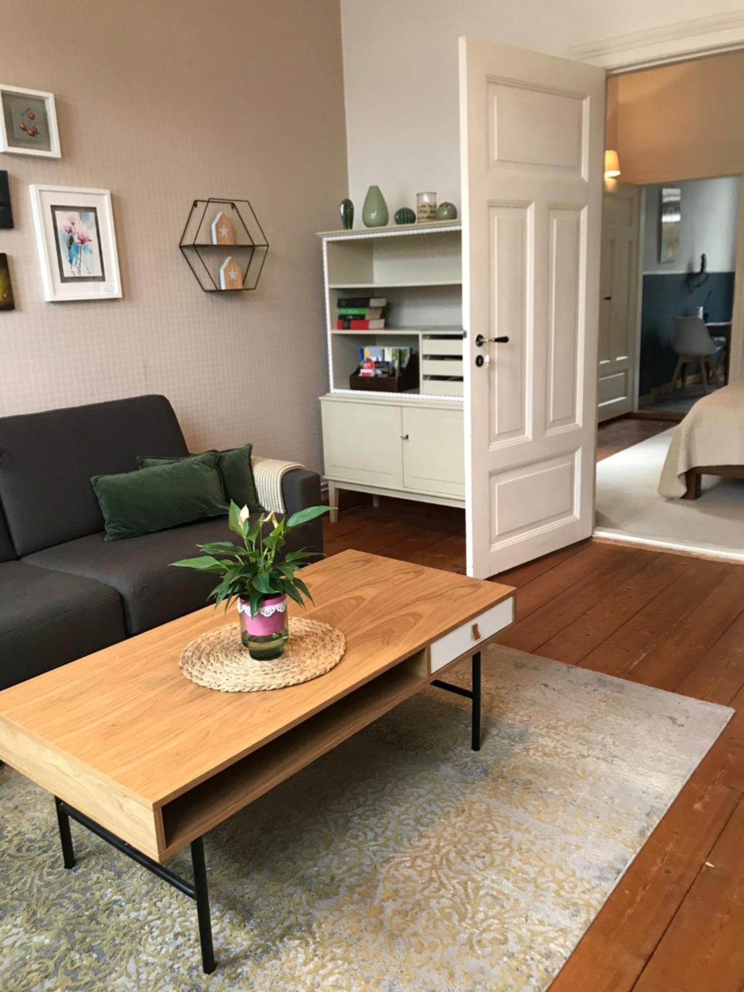 Ferienwohnung Schoenwaelder Mit Kleiner Terrasse Und Wall Box Buxtehude Eksteriør bilde